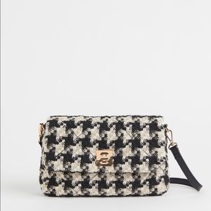 Small H&M Cross Body channel style Houndstooth Blogger Favorite